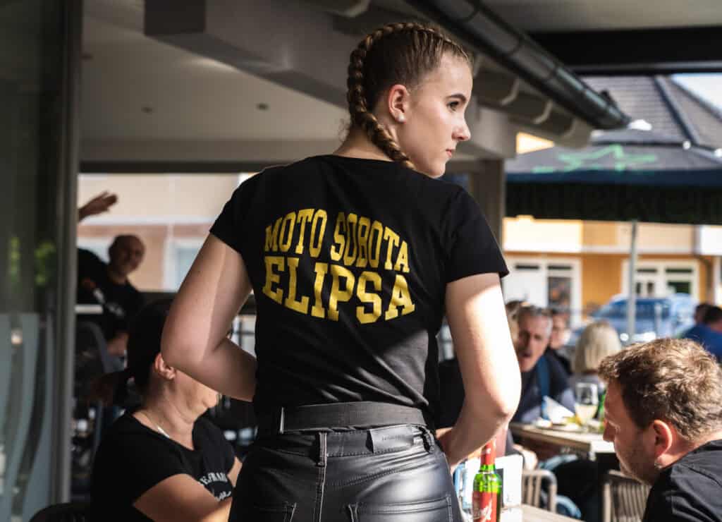moto sobota v elipsa kafe