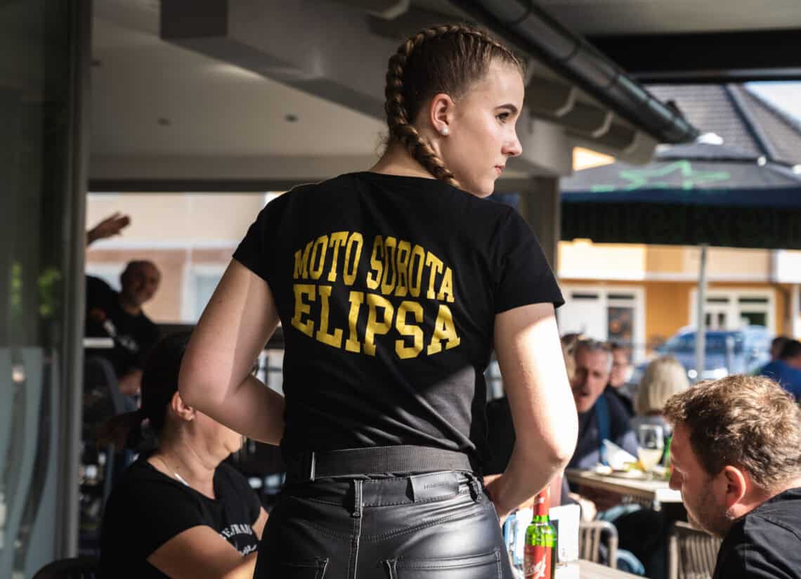 moto sobota v elipsa kafe