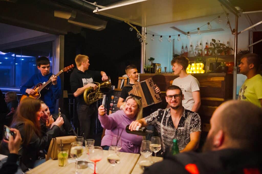 Utrinki z dogodka Petek ob Petih - Dajmo eno po domače! v Elipsa Caffe v Radizelu 2